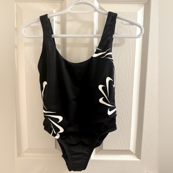 Nike Swimsuit NWT W XS - Picture 4 of 5